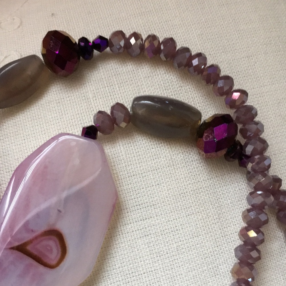 Beautiful Statement Necklace - image 7